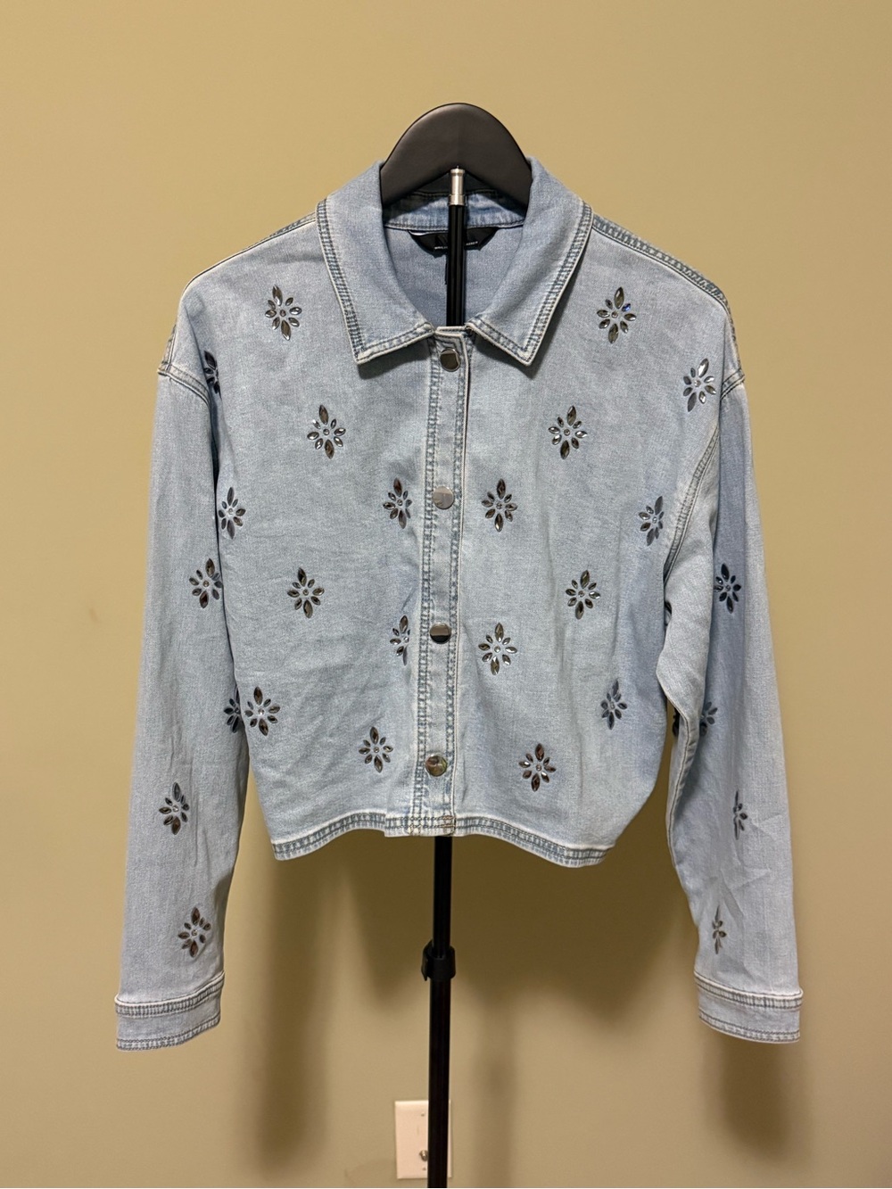 NWT WHBM Light Blue Denim Jacket with Floral Rhinestones Sz M (21.5" P2P)